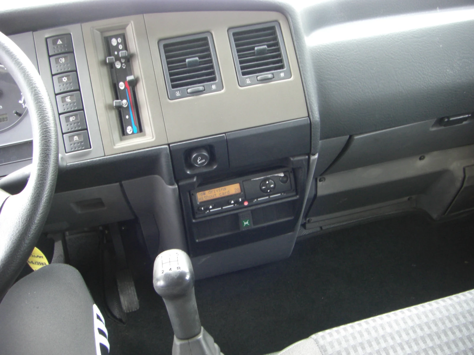 Nissan Atleon 4.0TDI KLIMA* ����� ���� | Mobile.bg � ����������� 11