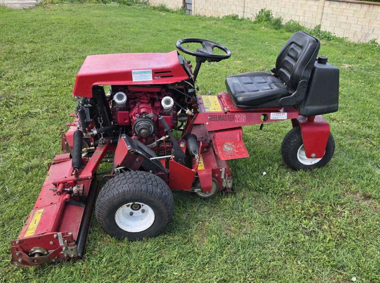 Сенокосачка Toro Reelmaster 216, снимка 6 - Селскостопанска техника - 54945774