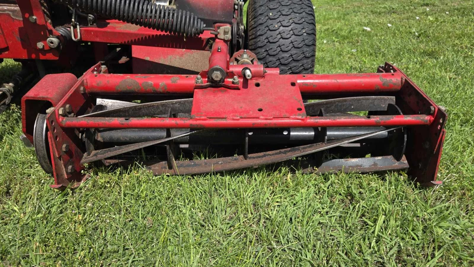 Сенокосачка Toro Reelmaster 216, снимка 4 - Селскостопанска техника - 54945774