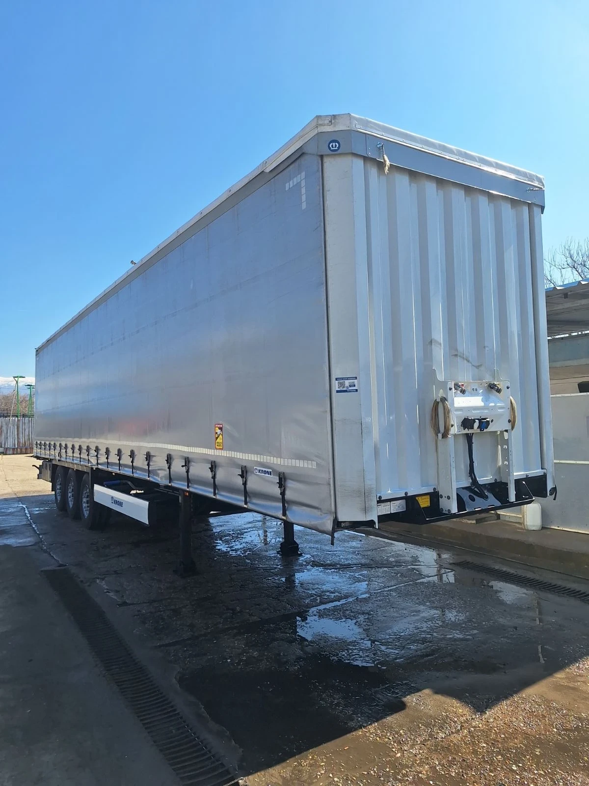Полуремарке Krone SD