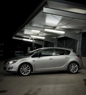 Opel Astra 2.0 CDTI, снимка 4