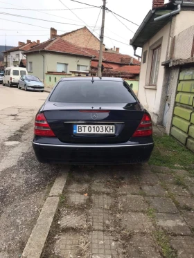 Mercedes-Benz 220, снимка 1