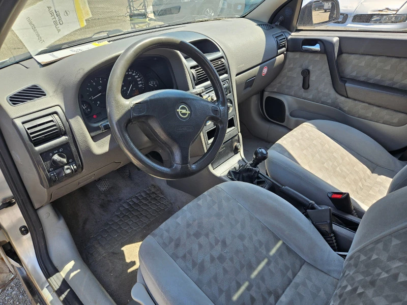 Opel Astra 1.6 , снимка 7 - Автомобили и джипове - 45993443