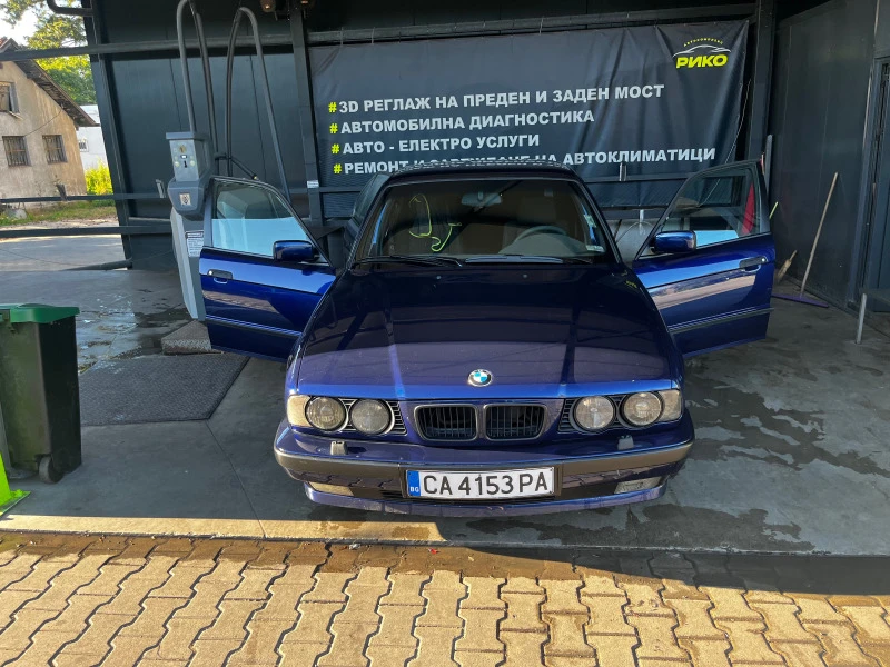 BMW 520, снимка 1 - Автомобили и джипове - 47646281