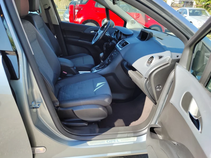 Opel Meriva, снимка 14 - Автомобили и джипове - 46830289