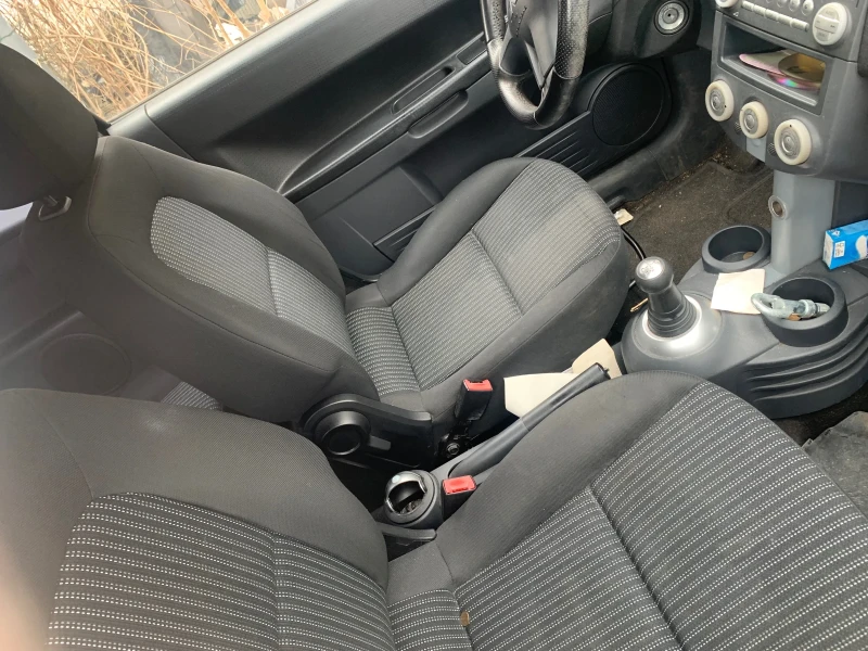 Mitsubishi Colt 1.3 Бензин Автомат На Части, снимка 16 - Автомобили и джипове - 49201313