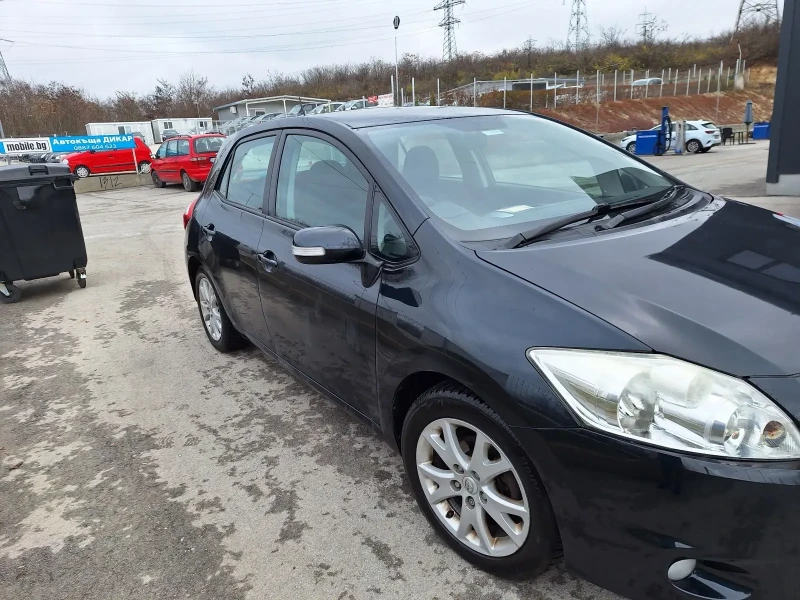 Toyota Auris Auris, снимка 3 - Автомобили и джипове - 48269860