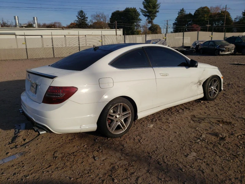 Mercedes-Benz C 350 4MATIC, снимка 3 - Автомобили и джипове - 48407682