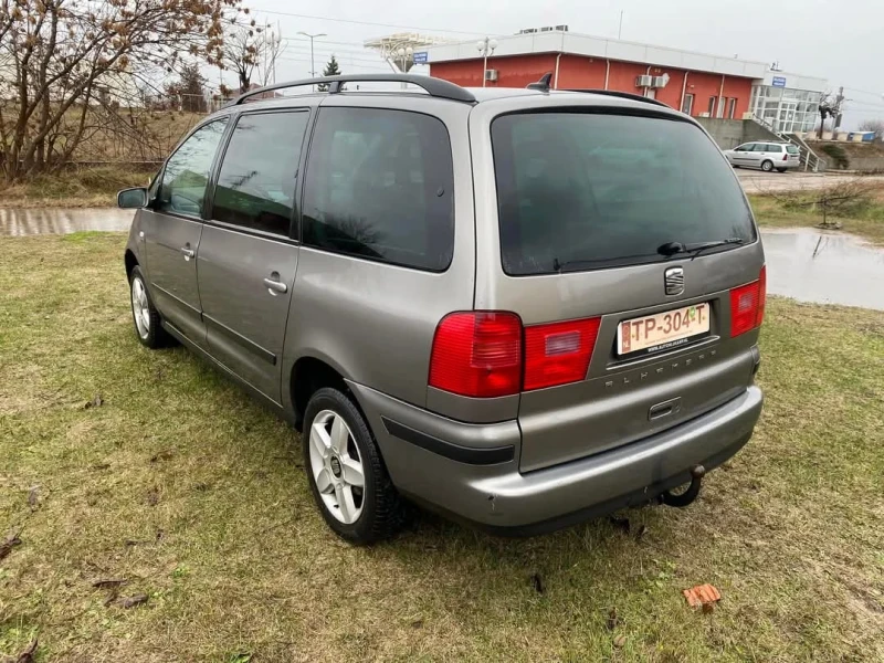 Seat Alhambra 2.0TDI 140кс., снимка 3 - Автомобили и джипове - 48525385