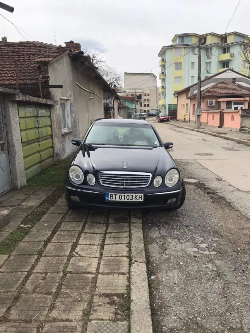 Mercedes-Benz 220, снимка 8 - Автомобили и джипове - 48921555