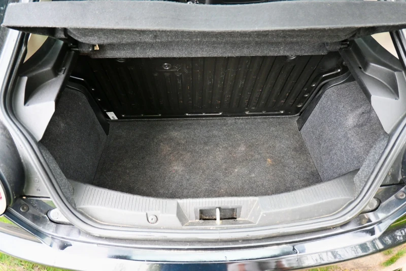 Alfa Romeo MiTo 1.3 jtdm, снимка 14 - Автомобили и джипове - 52921673