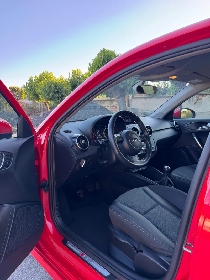 Audi A1 S-line, снимка 7 - Автомобили и джипове - 51949734
