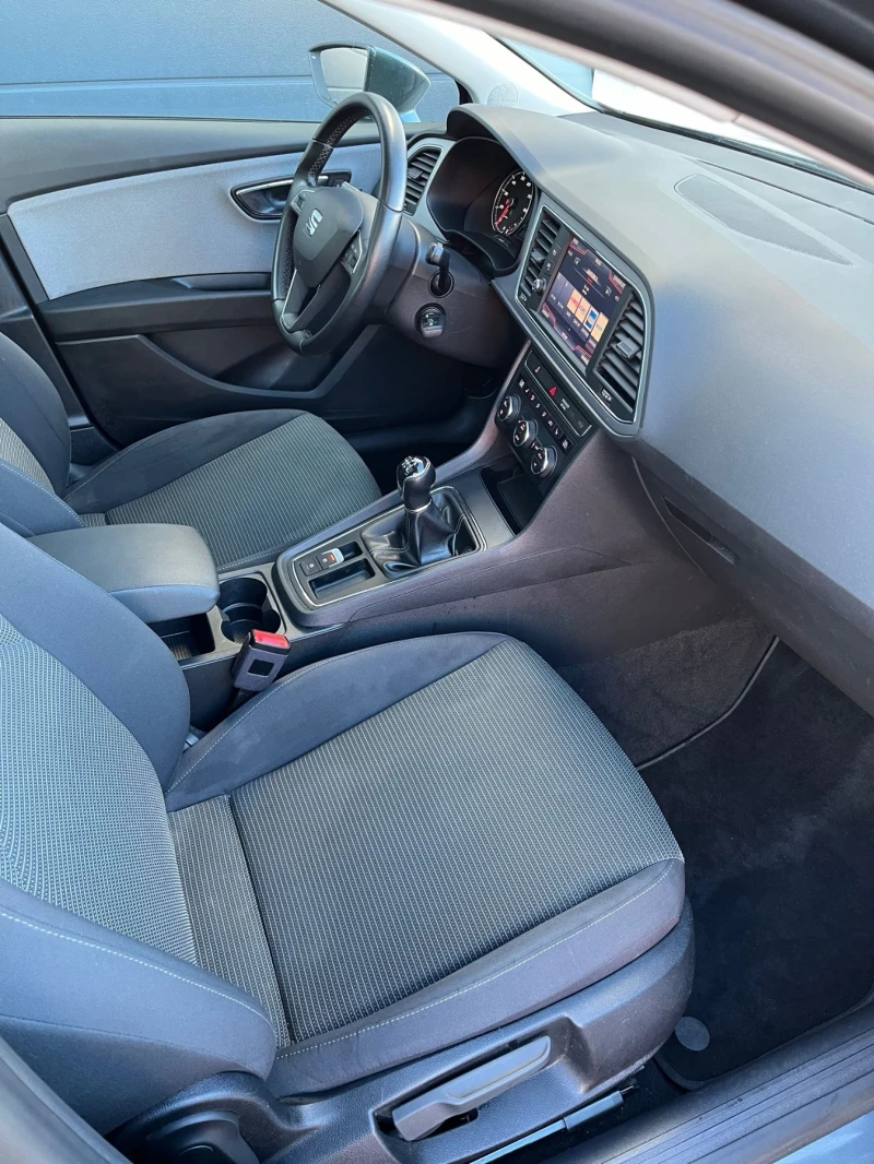 Seat Leon 1.4 TGI, снимка 9 - Автомобили и джипове - 52621589