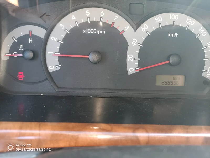 Hyundai Elantra, снимка 7 - Автомобили и джипове - 52857797