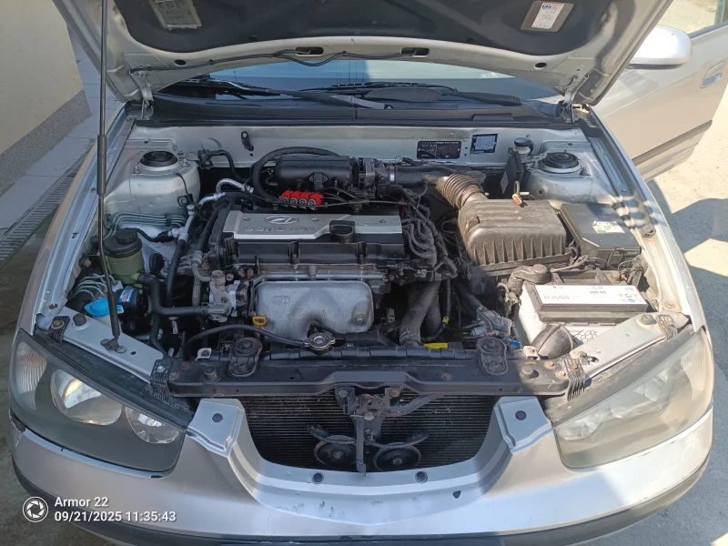 Hyundai Elantra, снимка 5 - Автомобили и джипове - 52857797