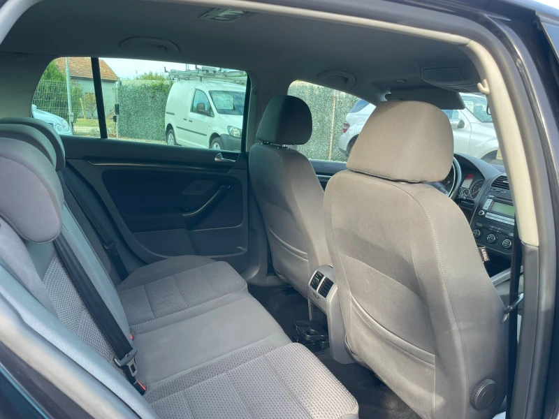 VW Golf /GTD LINE, снимка 13 - Автомобили и джипове - 52078740