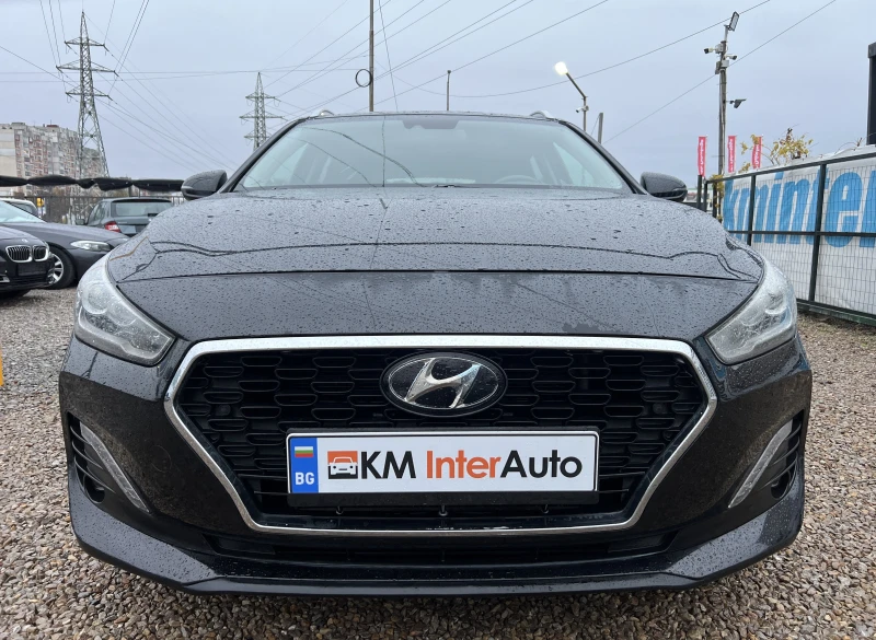Hyundai I30 1.6CRDI Facelift/PREMIUM/AUT/NAVI/XENON/ANDROID , снимка 2 - Автомобили и джипове - 52565858