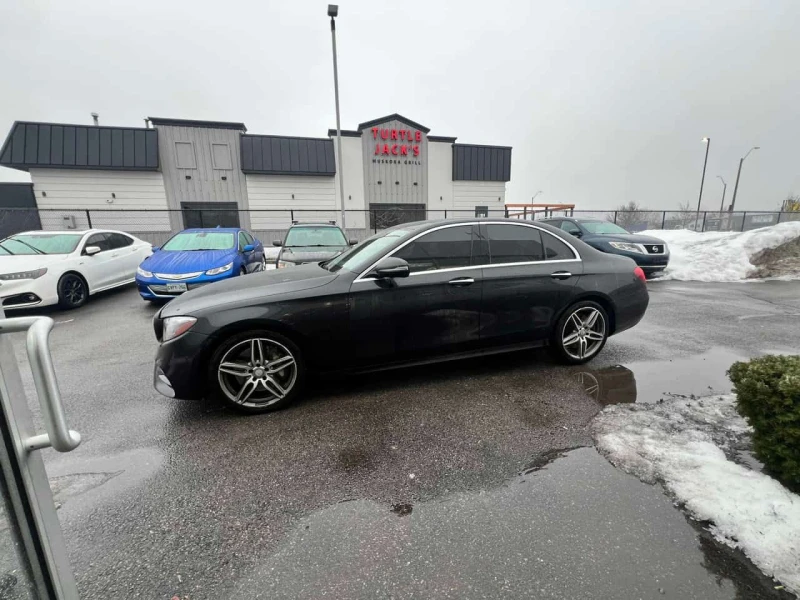 Mercedes-Benz E 400 BURMESTER/360/PANO/NAVI, снимка 2 - Автомобили и джипове - 53560526