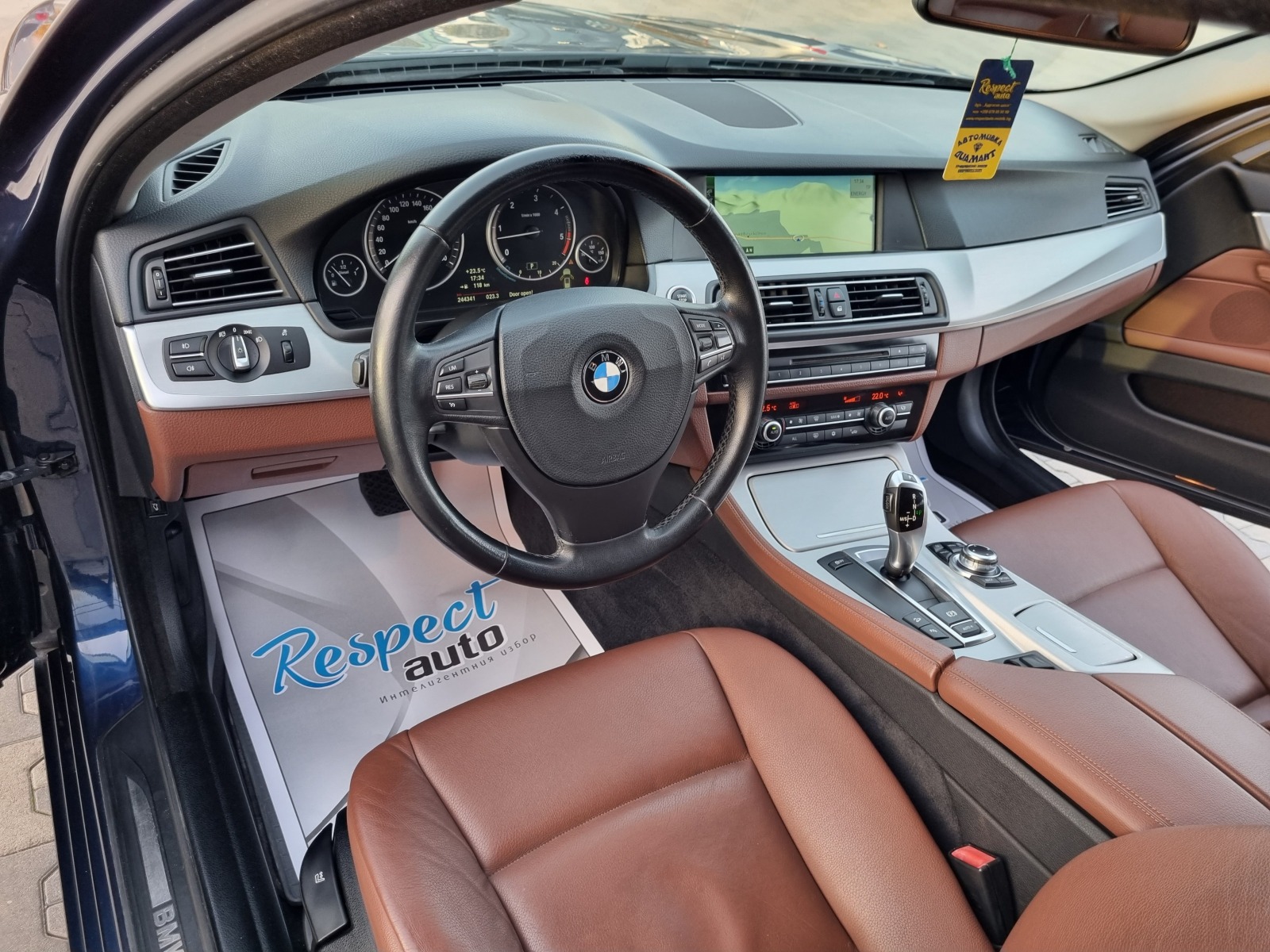 BMW 530 XD-258ps* 8 СКОРОСТИ* НОВА* EURO 5A* СЕРВИЗНА ИСТО - изображение 10