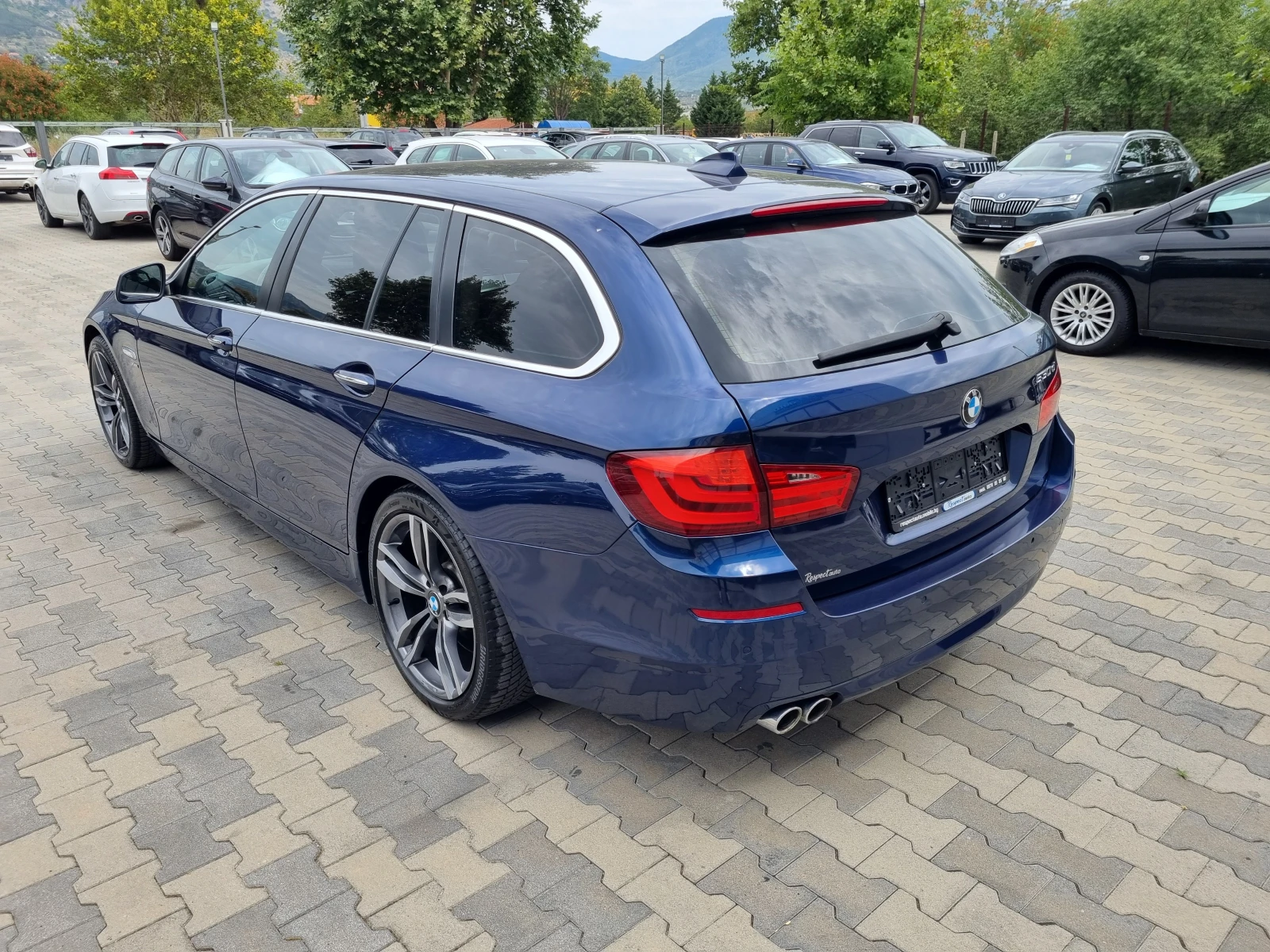 BMW 530 XD-258ps* 8 СКОРОСТИ* НОВА* EURO 5A* СЕРВИЗНА ИСТО - изображение 4