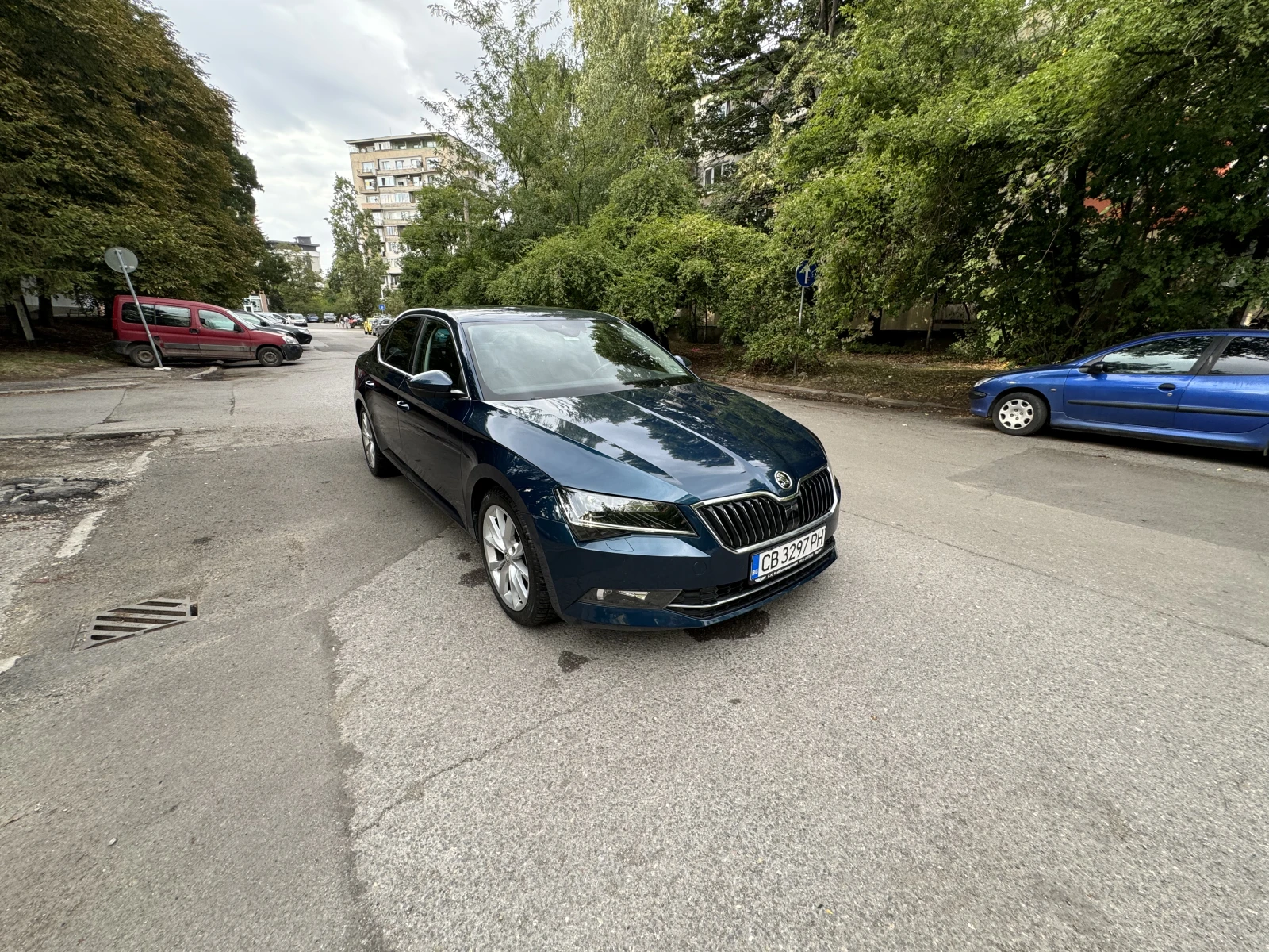 Skoda Superb 1, 4 TSI ACT BUSINESS - изображение 2