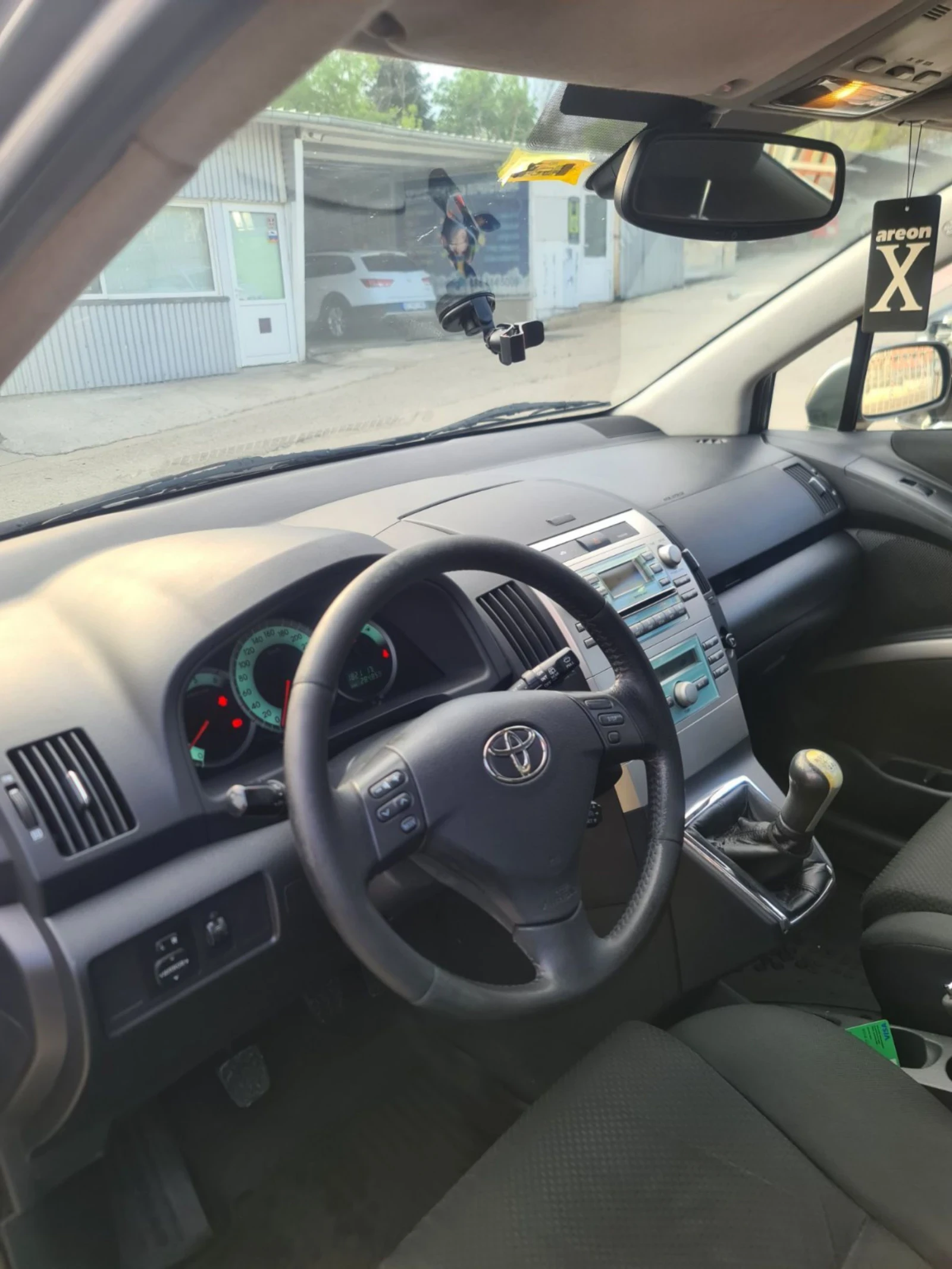 Toyota Corolla verso D4D-136к.с. - изображение 9