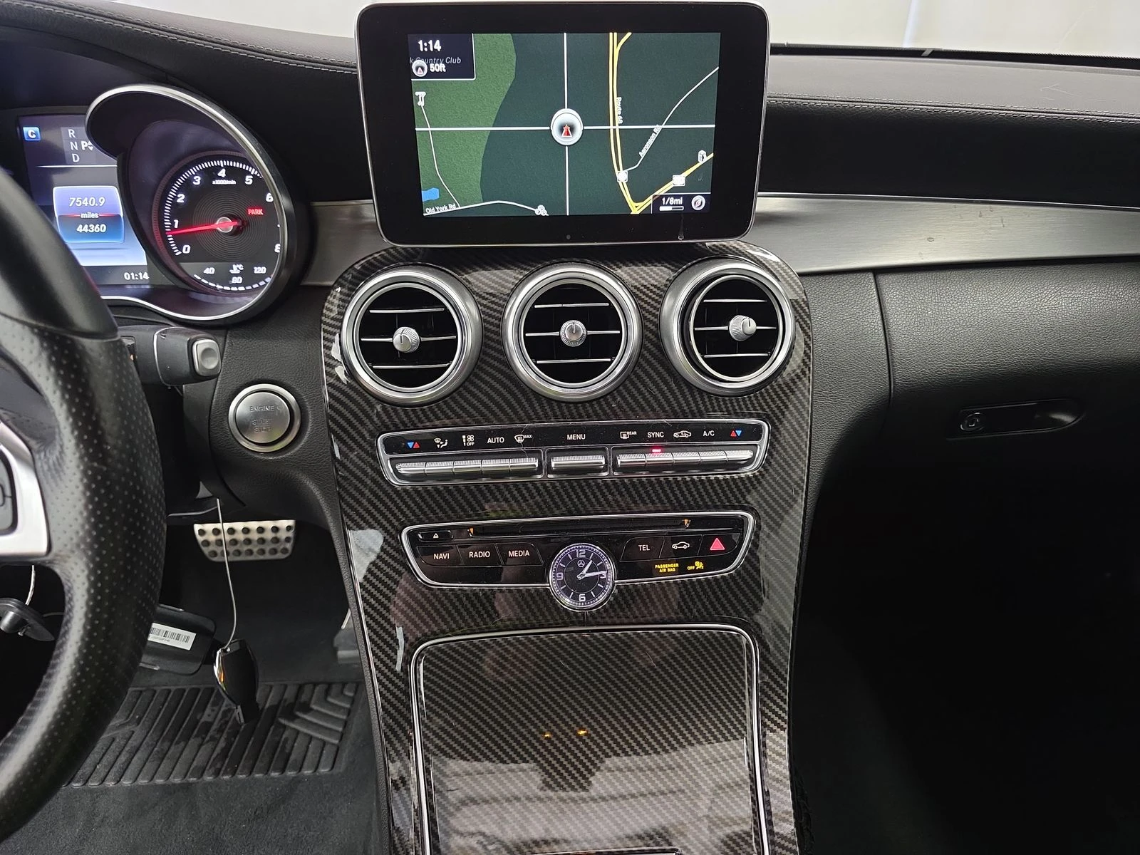 Mercedes-Benz C 300 AMG* KEYLESS* BURMASTER* 360 KAMERA* AMBIENT* М.ТО - изображение 10
