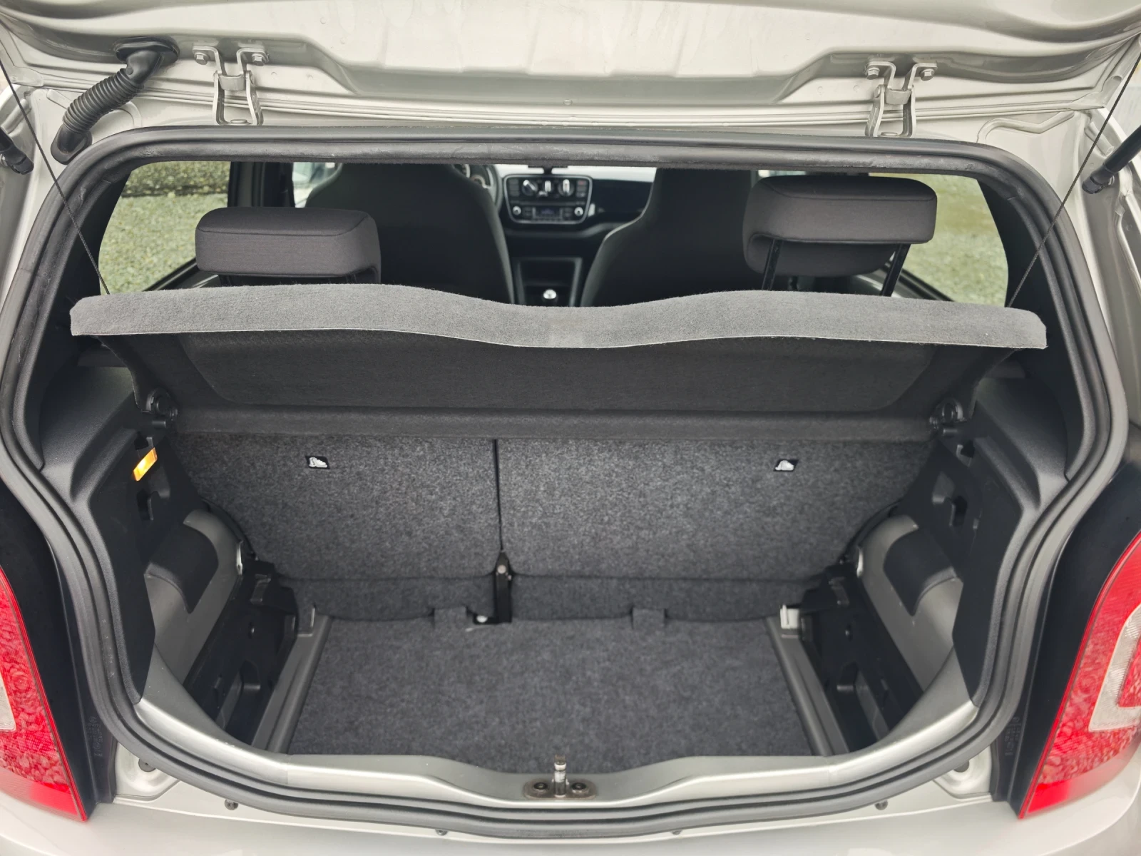 VW Up 1.0MPI | Mobile.bg — изображение 14