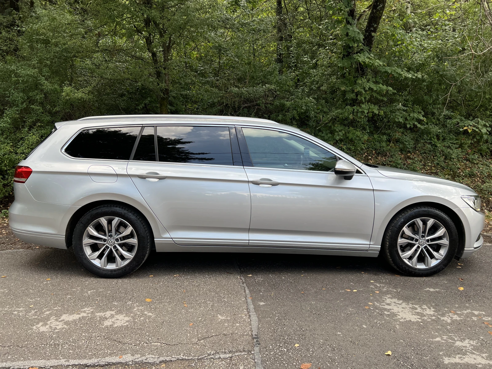 VW Passat 2.0TDI 190hp/История/LED/DSG/ACC/KEYLESS - изображение 5
