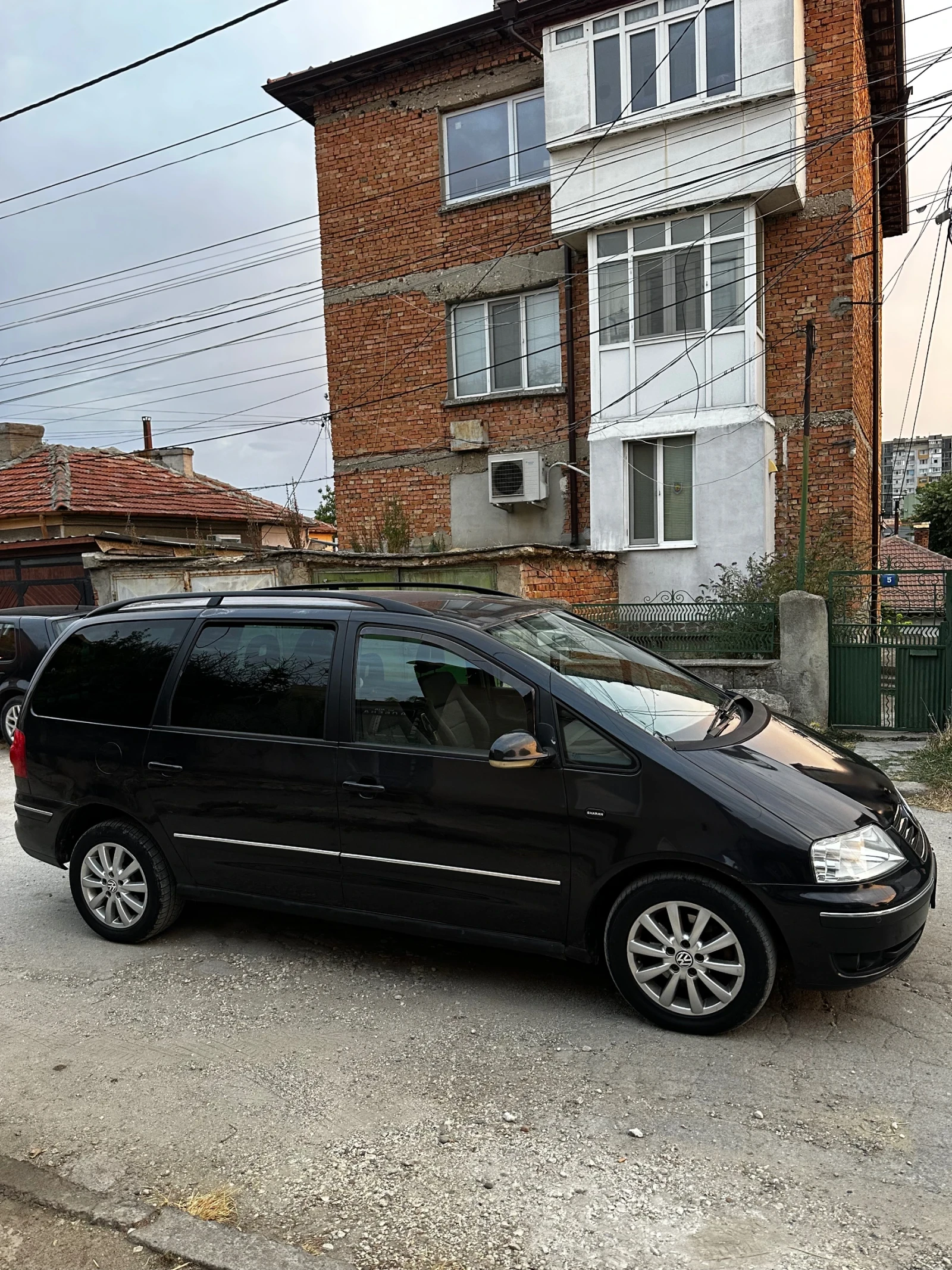VW Sharan 1.9 TDI 116 к.с 6 СКОРООСТИ 7 МЕСТНА - изображение 7