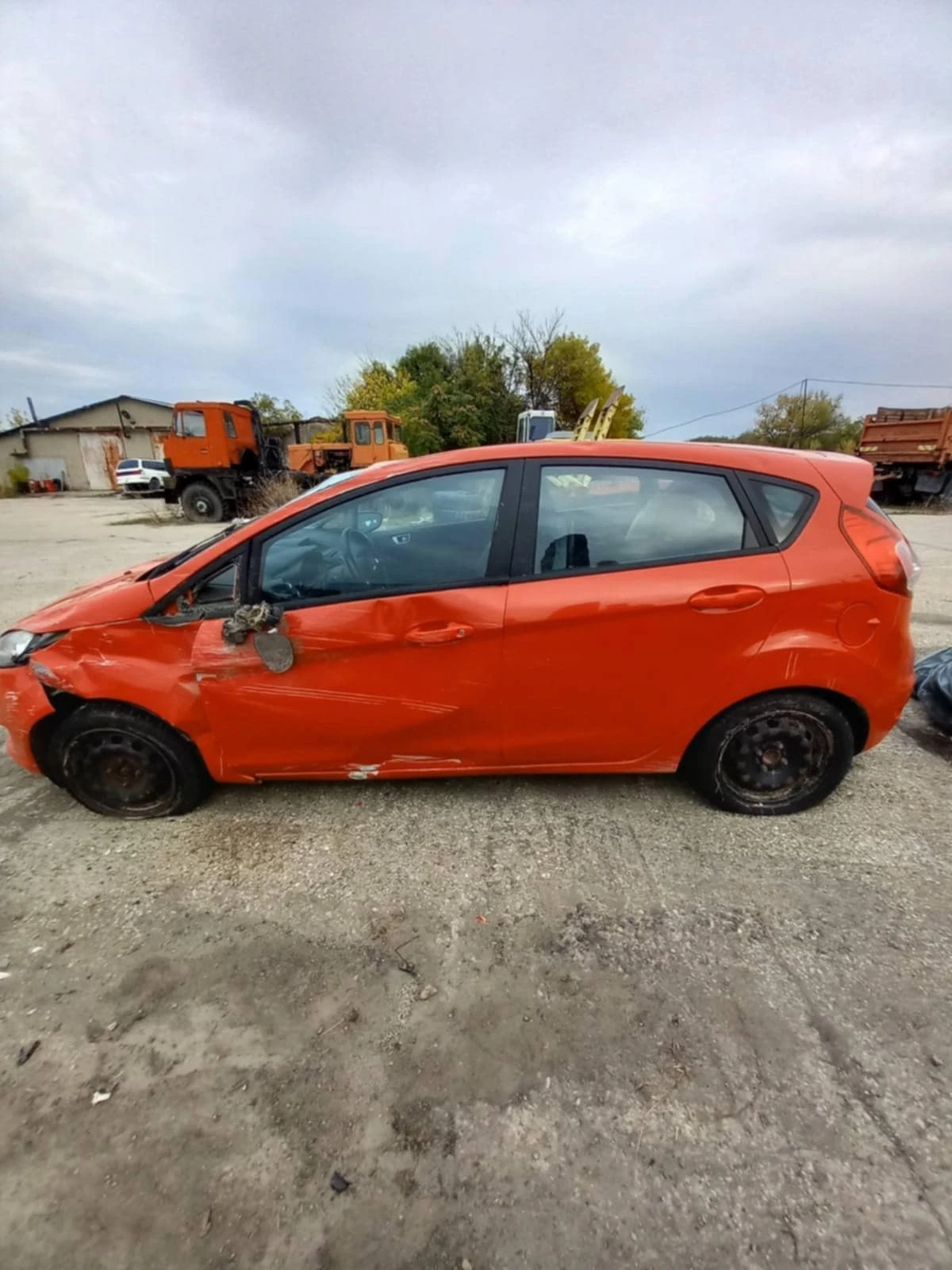 Ford Fiesta  - изображение 4