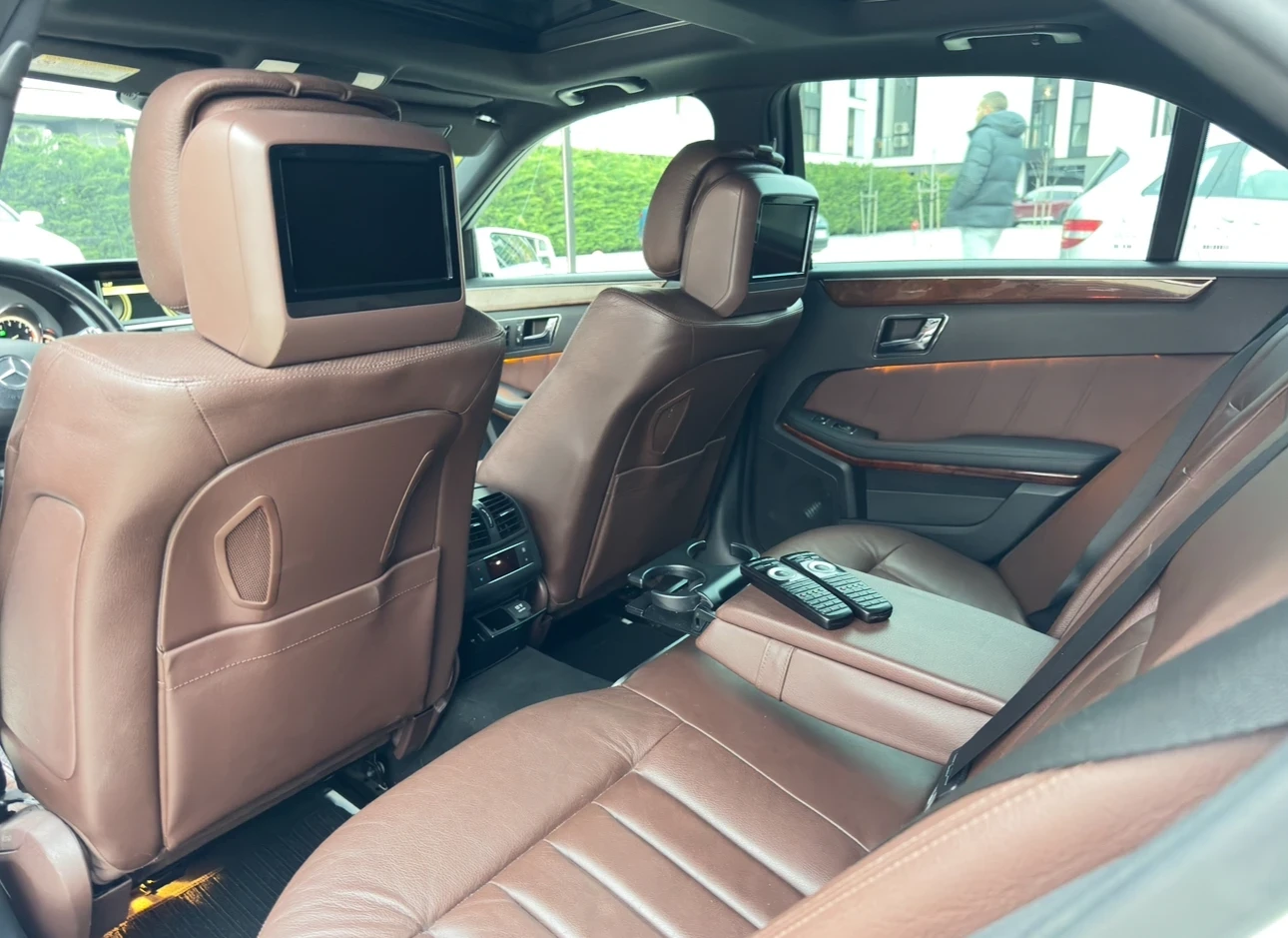 Mercedes-Benz E 500 AMG-pack/Distronic/Night Vision/Panorama - изображение 8