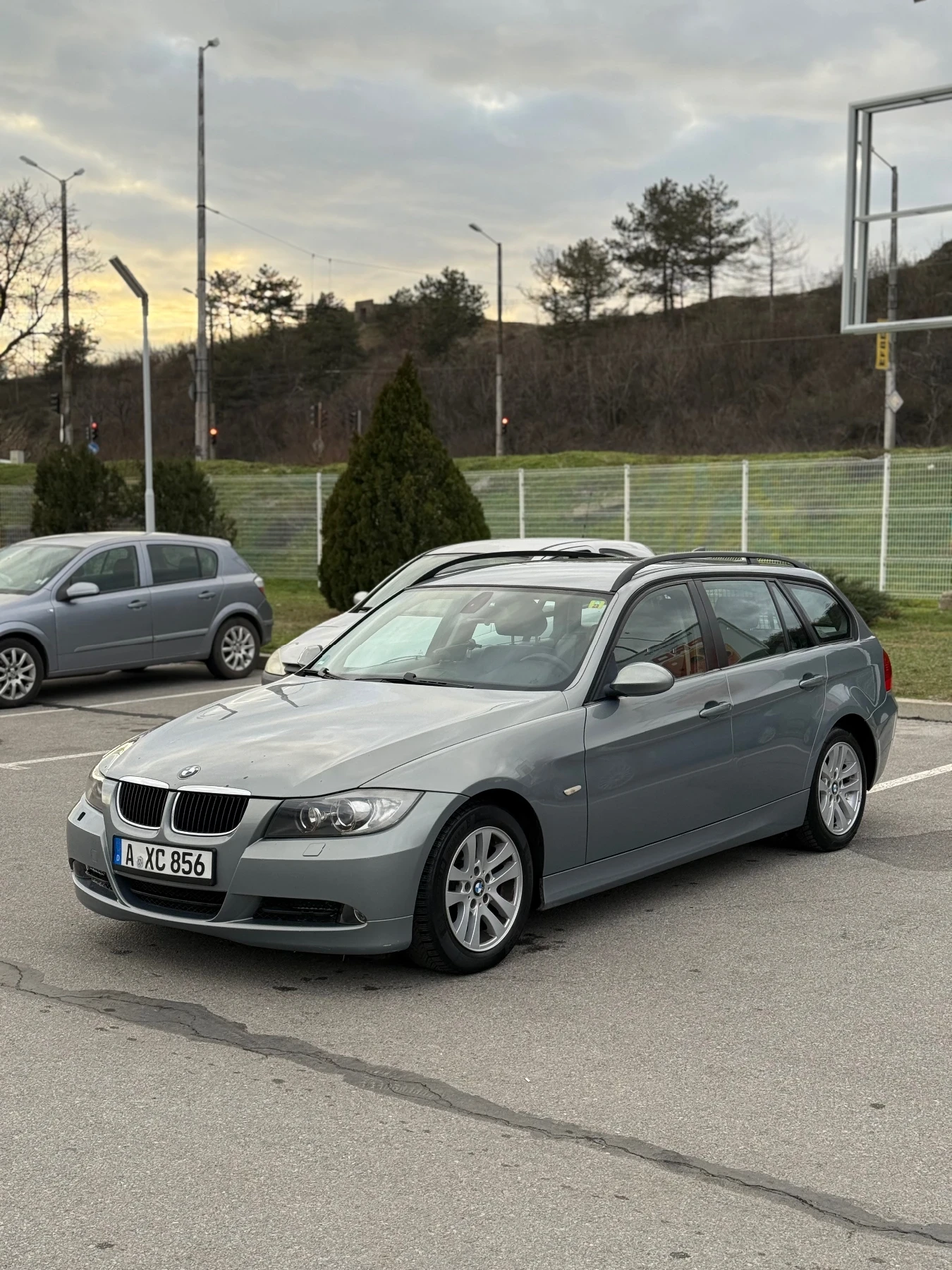 BMW 320 2.0 - изображение 6