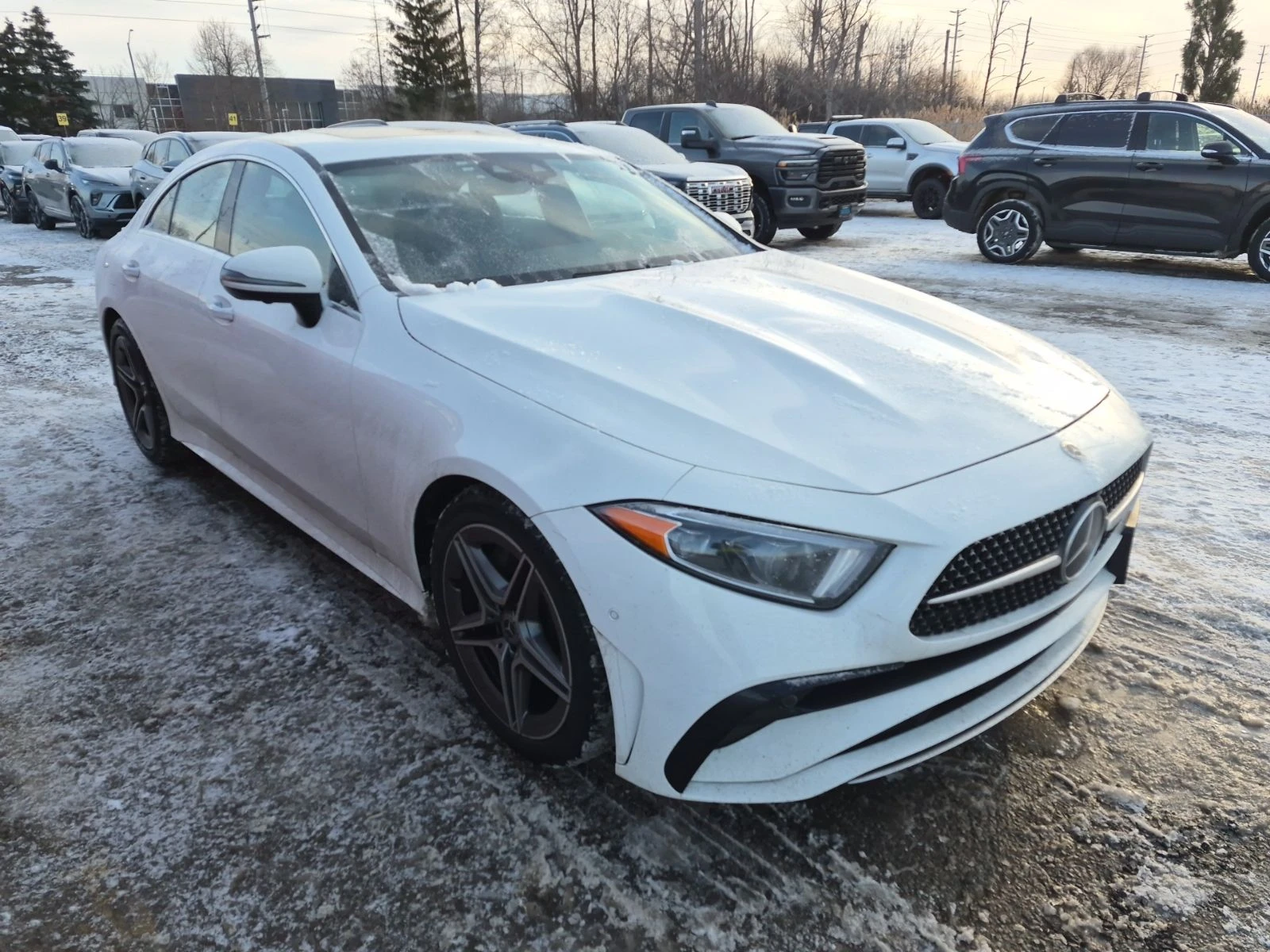 Mercedes-Benz CLS 450 EQ Boost * AMG-Line * CARFAX *  - изображение 2