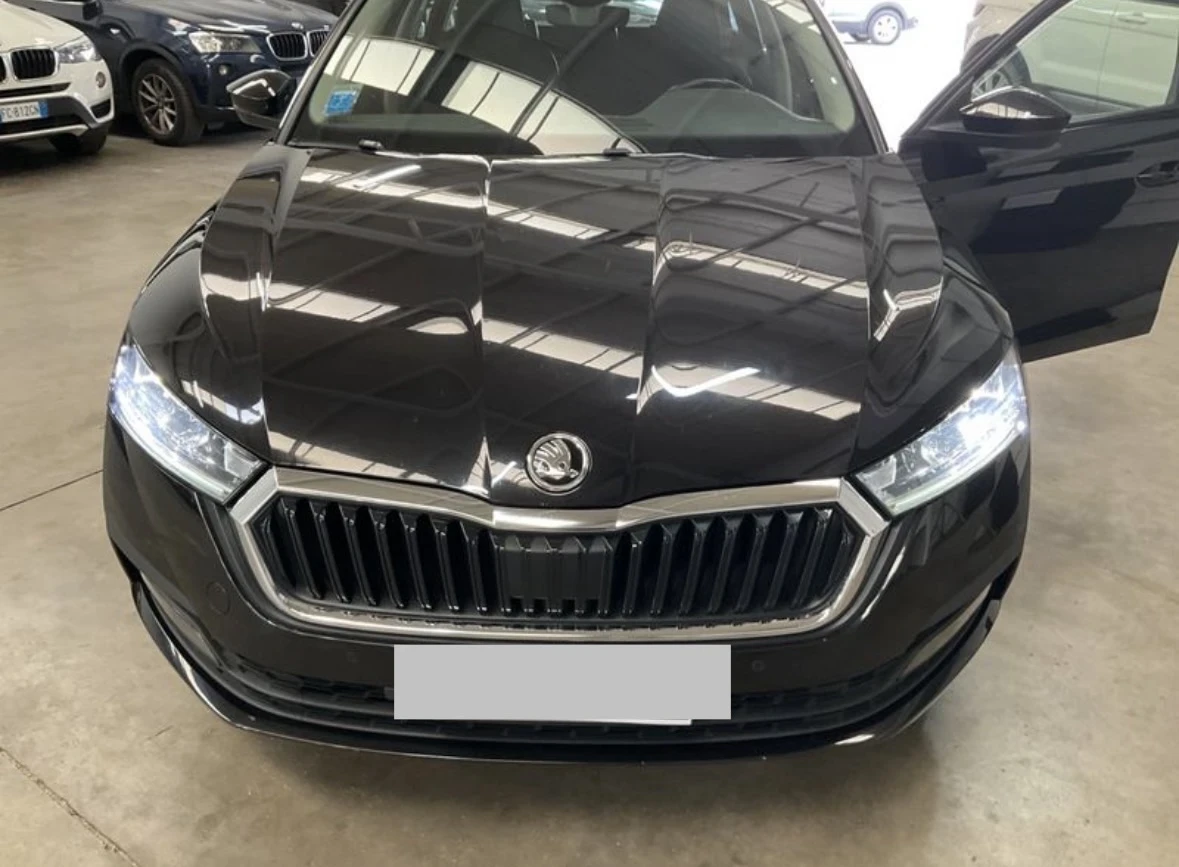 Skoda Octavia 1.5TGI Executive Автоматик, снимка 5 - Автомобили и джипове - 53878639