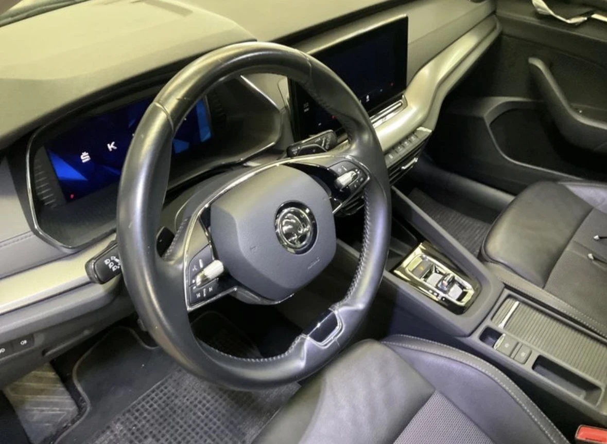 Skoda Octavia 1.5TGI Executive Автоматик, ЦЕНА БЕЗ АНАЛОГ, снимка 10 - Автомобили и джипове - 53878639