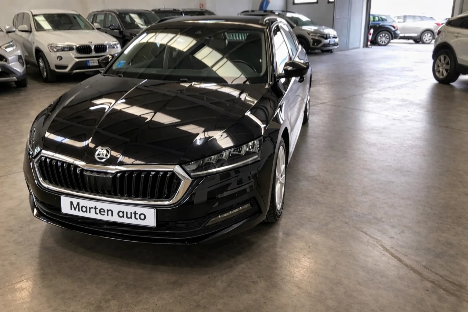 Skoda Octavia 1.5TGI Executive Автоматик, ЦЕНА БЕЗ АНАЛОГ, снимка 2 - Автомобили и джипове - 53878639