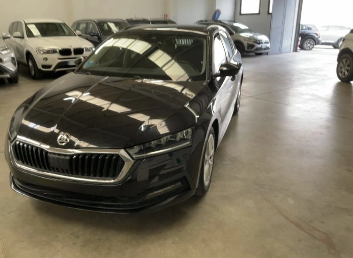 Skoda Octavia 1.5TGI Executive Автоматик, снимка 2 - Автомобили и джипове - 53878639