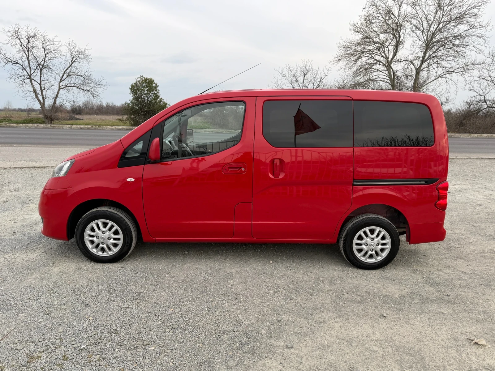 Nissan e-NV200 1.6 -110 / ������ / ����� �� ��� / ���������� 6+ 1 | Mobile.bg � ����������� 8