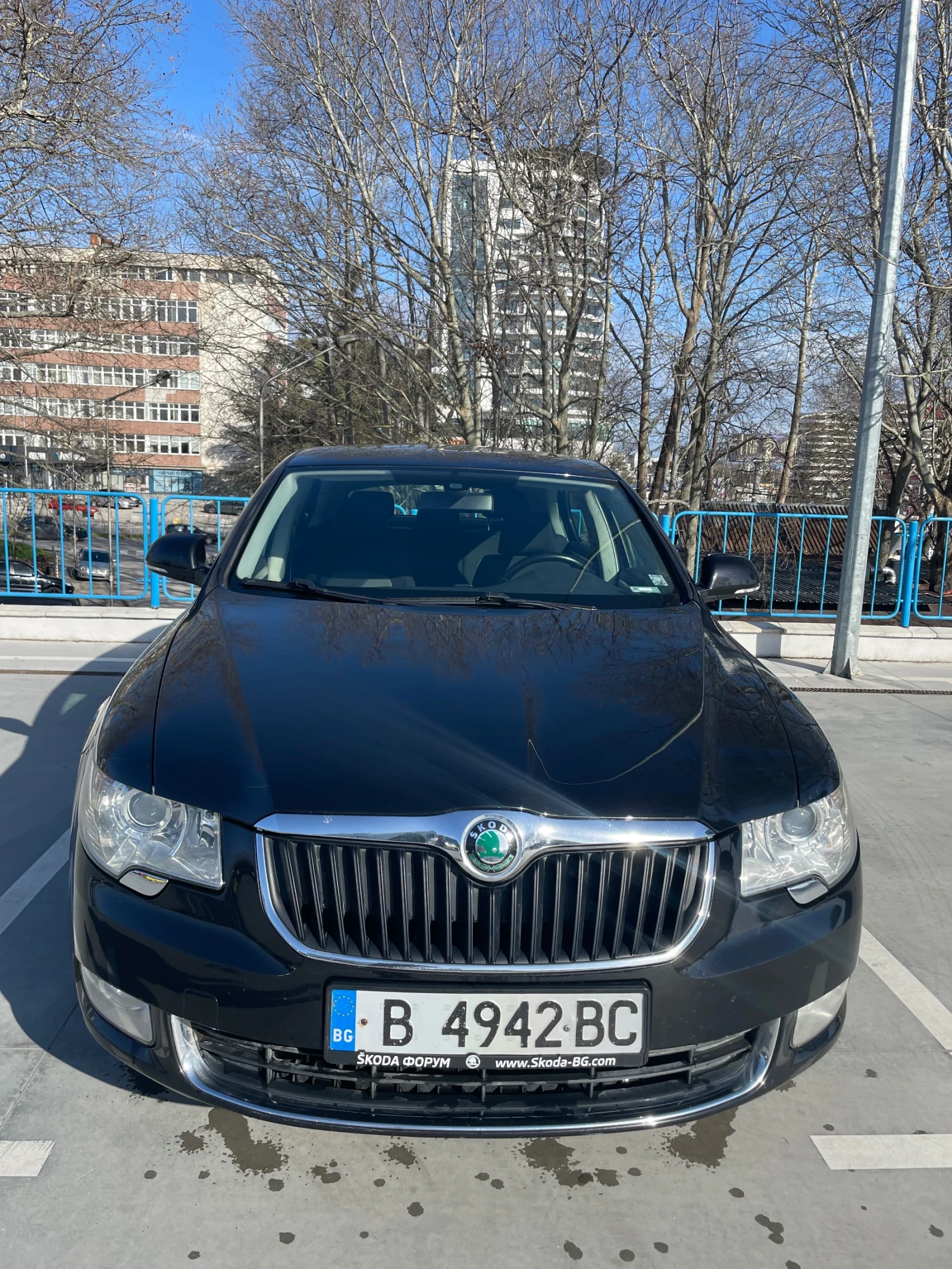 Skoda Superb, снимка 9 - Автомобили и джипове - 54011727