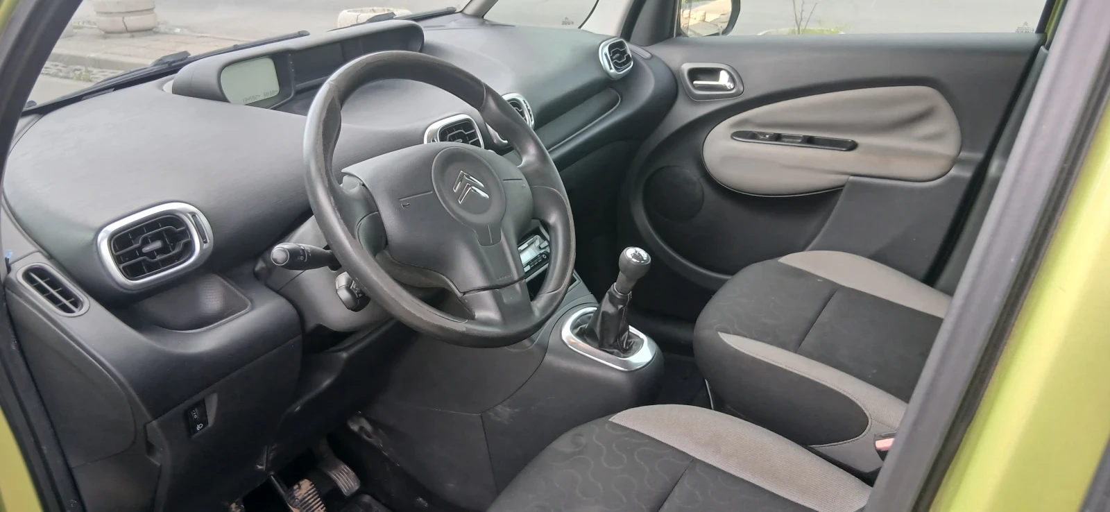 Citroen C3 Picasso 1.4 еко 4 134 000 км УНИКАТ, снимка 12 - Автомобили и джипове - 54119918