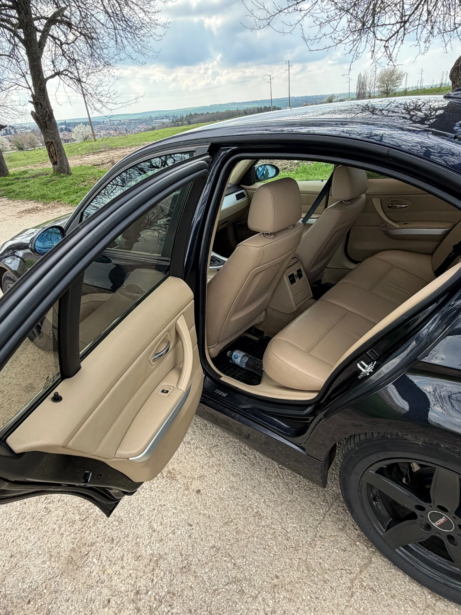 BMW 320, снимка 12 - Автомобили и джипове - 54172872