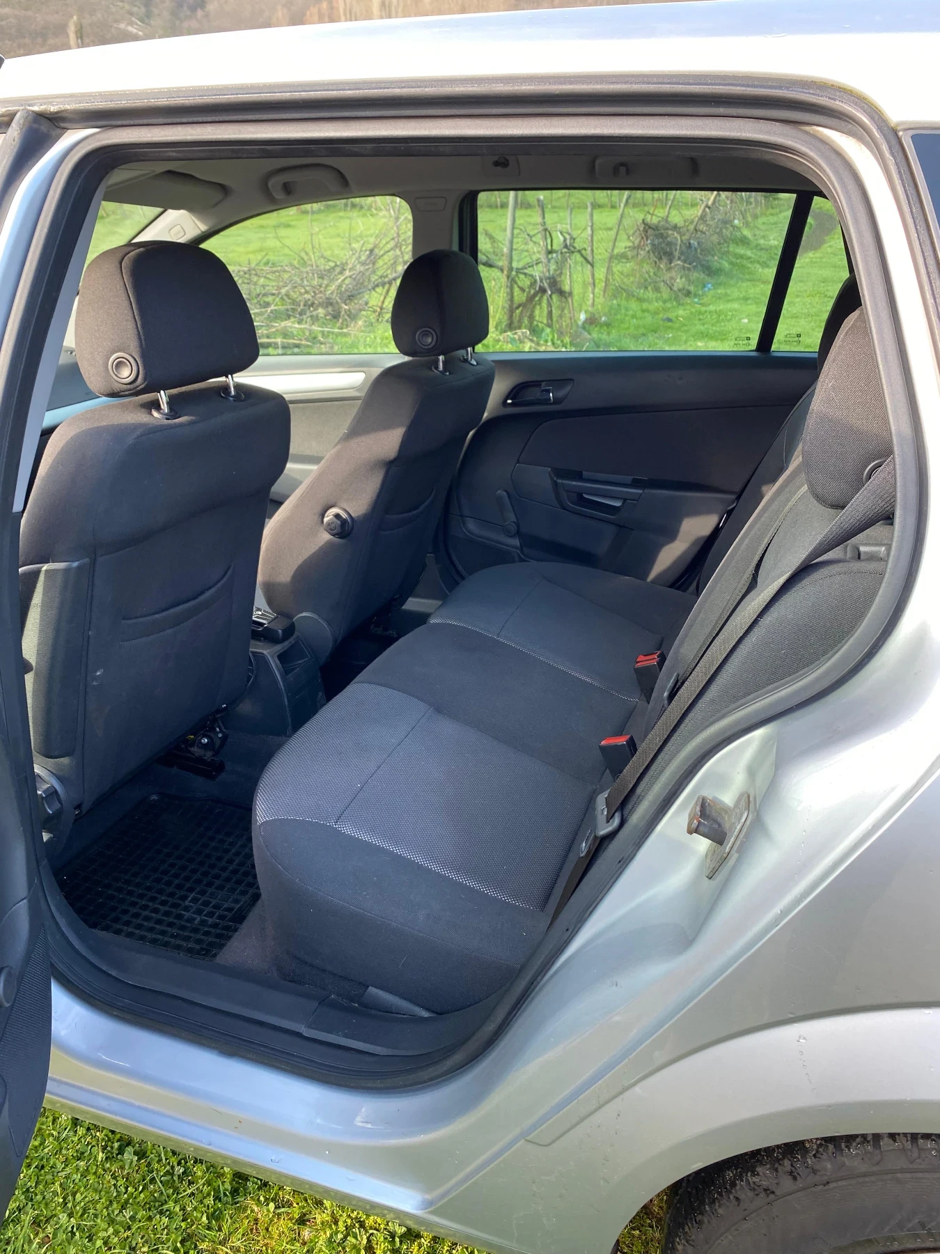 Opel Astra 1.7, снимка 7 - Автомобили и джипове - 54392583