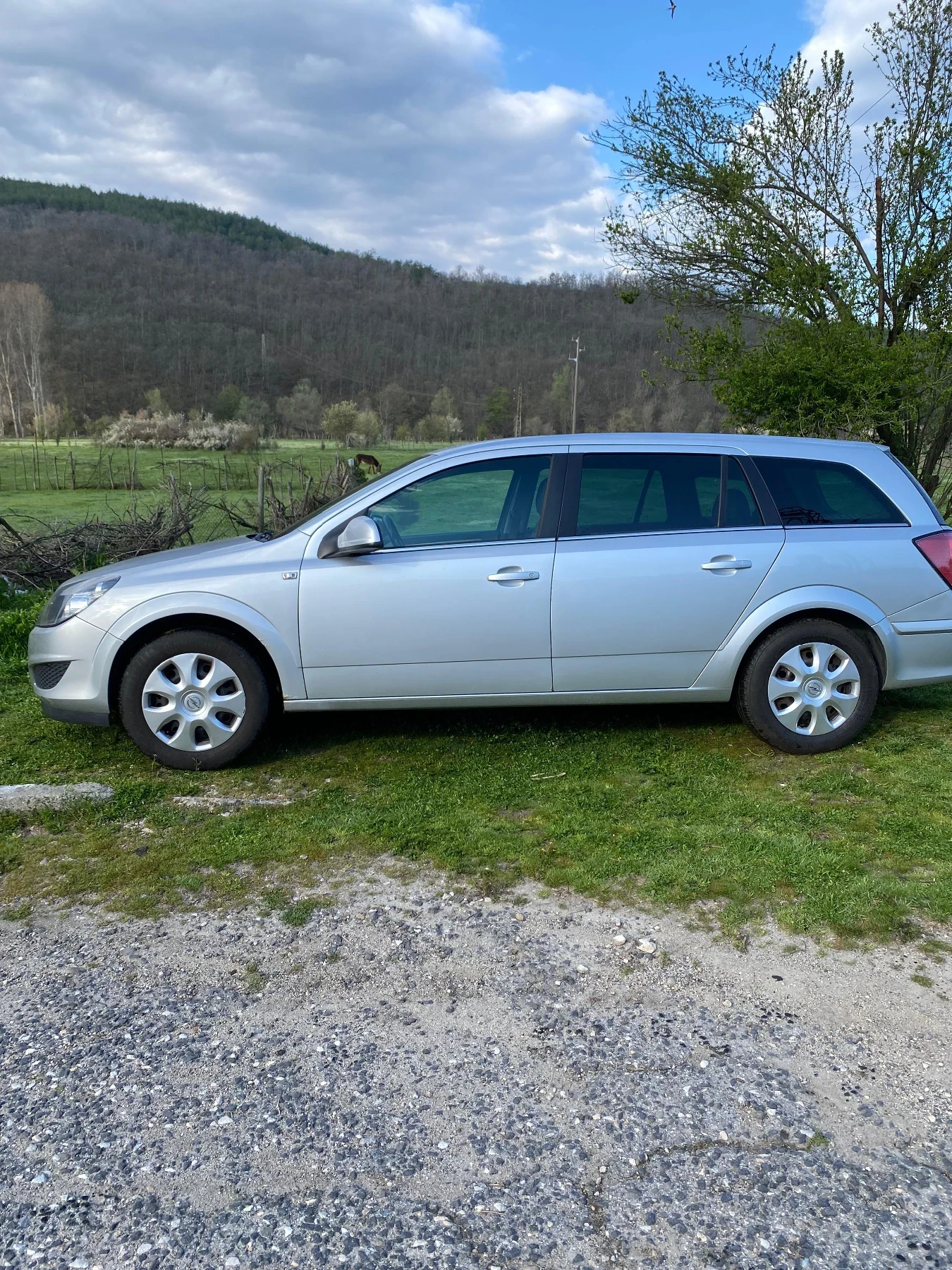 Opel Astra 1.7, снимка 2 - Автомобили и джипове - 54392583
