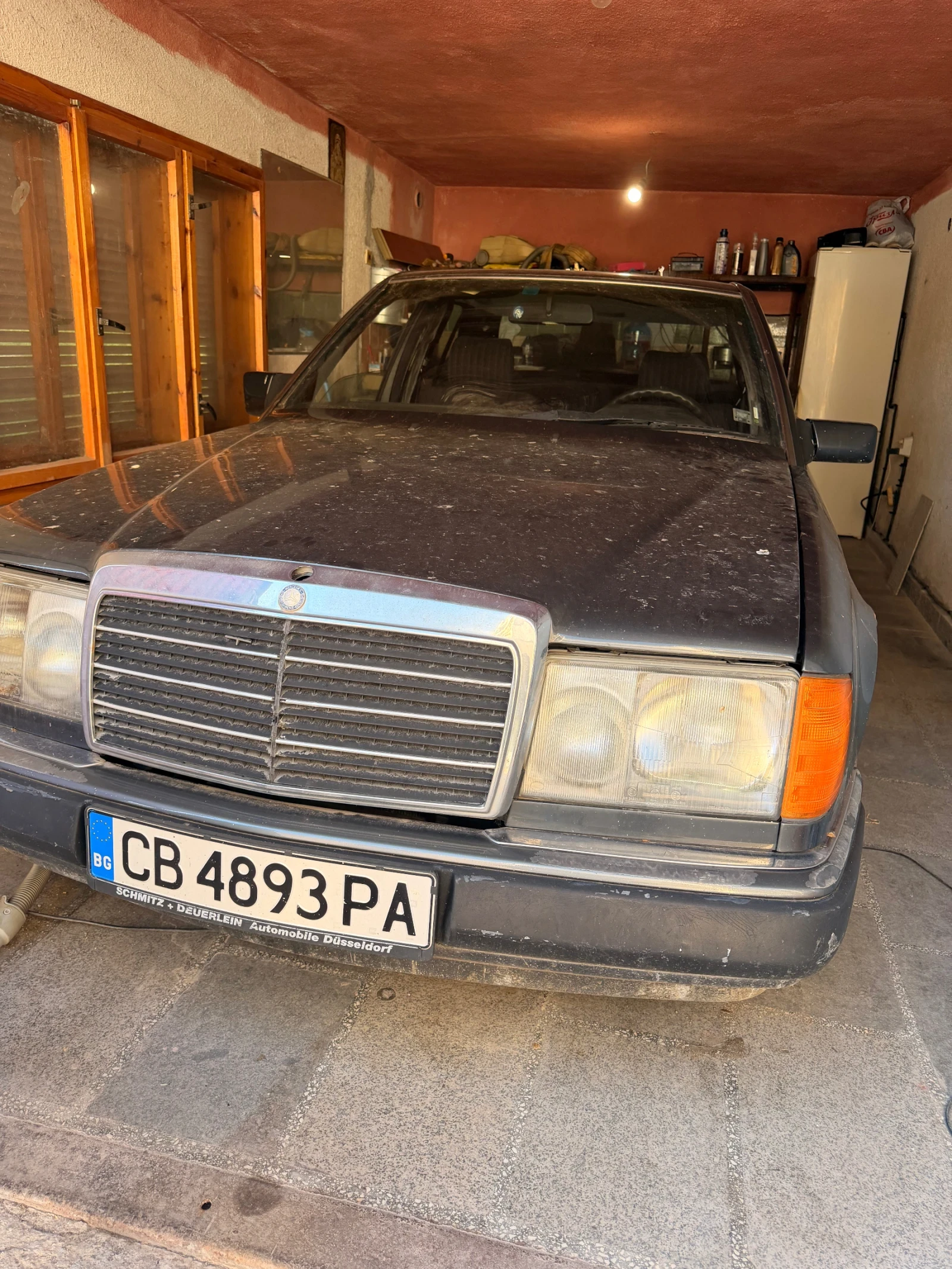Mercedes-Benz E 200