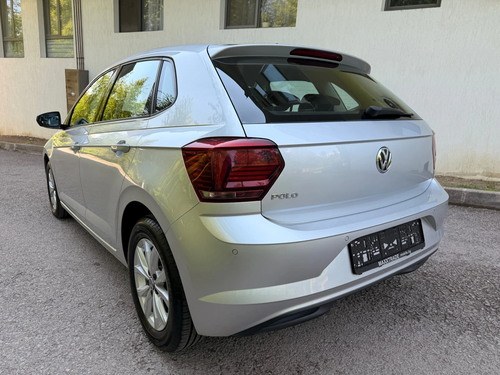 VW Polo 1.0i / АВТОМАТИК , снимка 5 - Автомобили и джипове - 54630682
