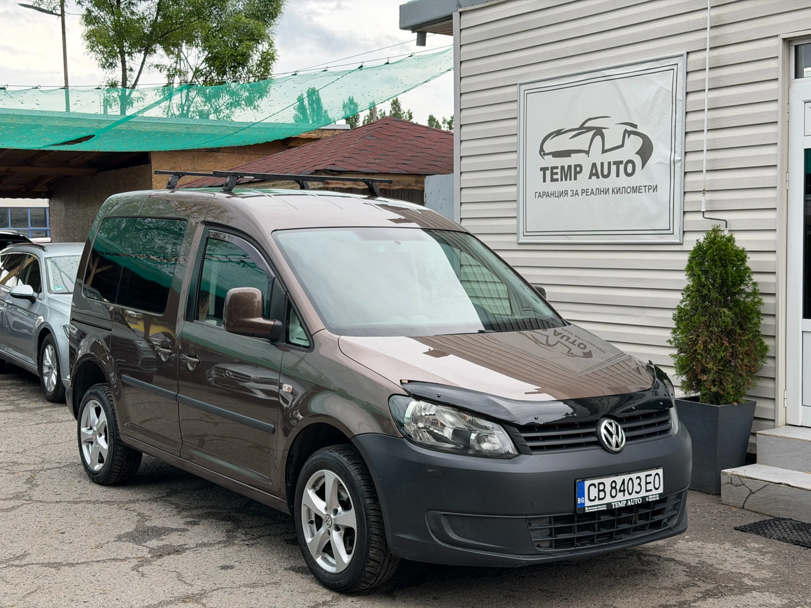 VW Caddy 2.0TDI* 4x4* СЪС СЕРВИЗНА ИСТОРИЯ, снимка 3 - Автомобили и джипове - 54650833