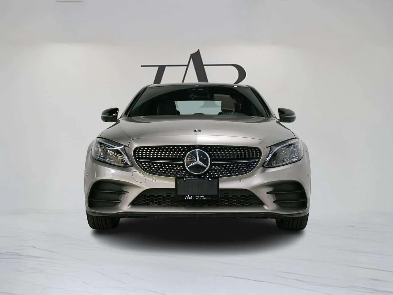 Mercedes-Benz 300 * | AMG PKG | PREMIUM 1 & 2 PKG | TECH PKG * CARFA, снимка 5 - Автомобили и джипове - 54917189
