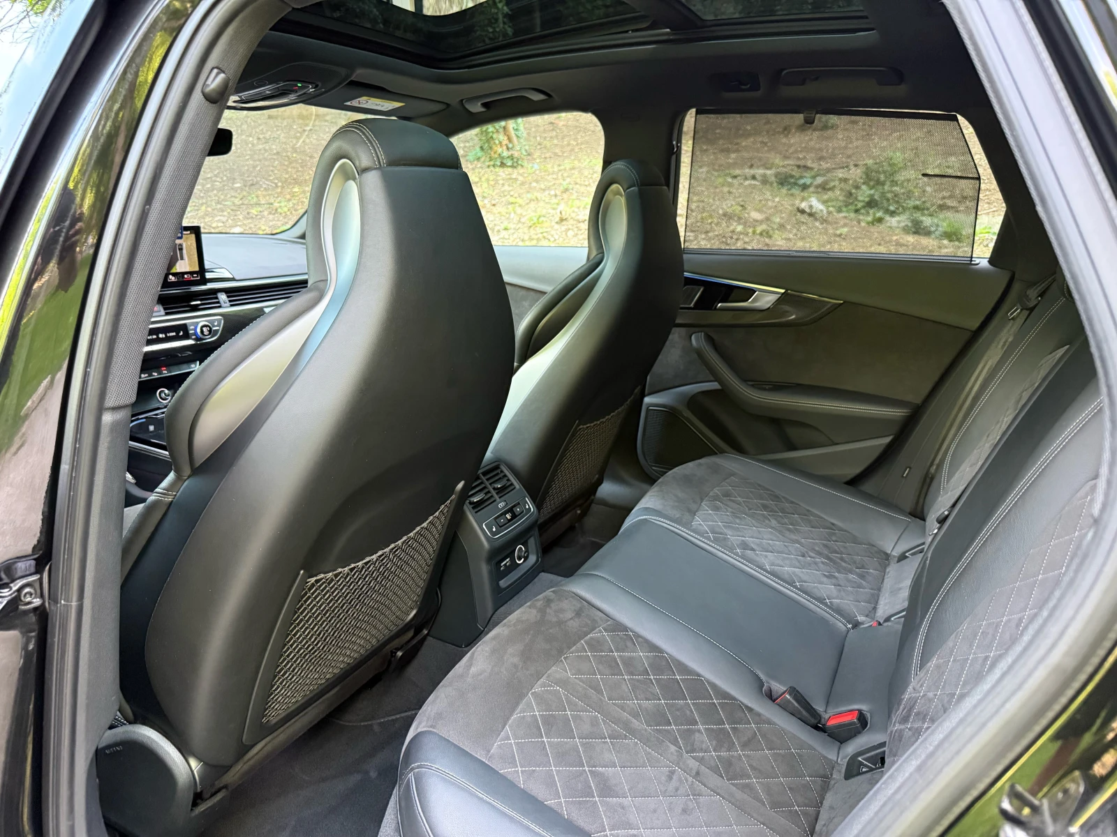 Audi S4 3.0TDI* PANO* CAM360* DIST* MATRIX* ТЕГЛИЧ* FULL, снимка 12 - Автомобили и джипове - 54947793