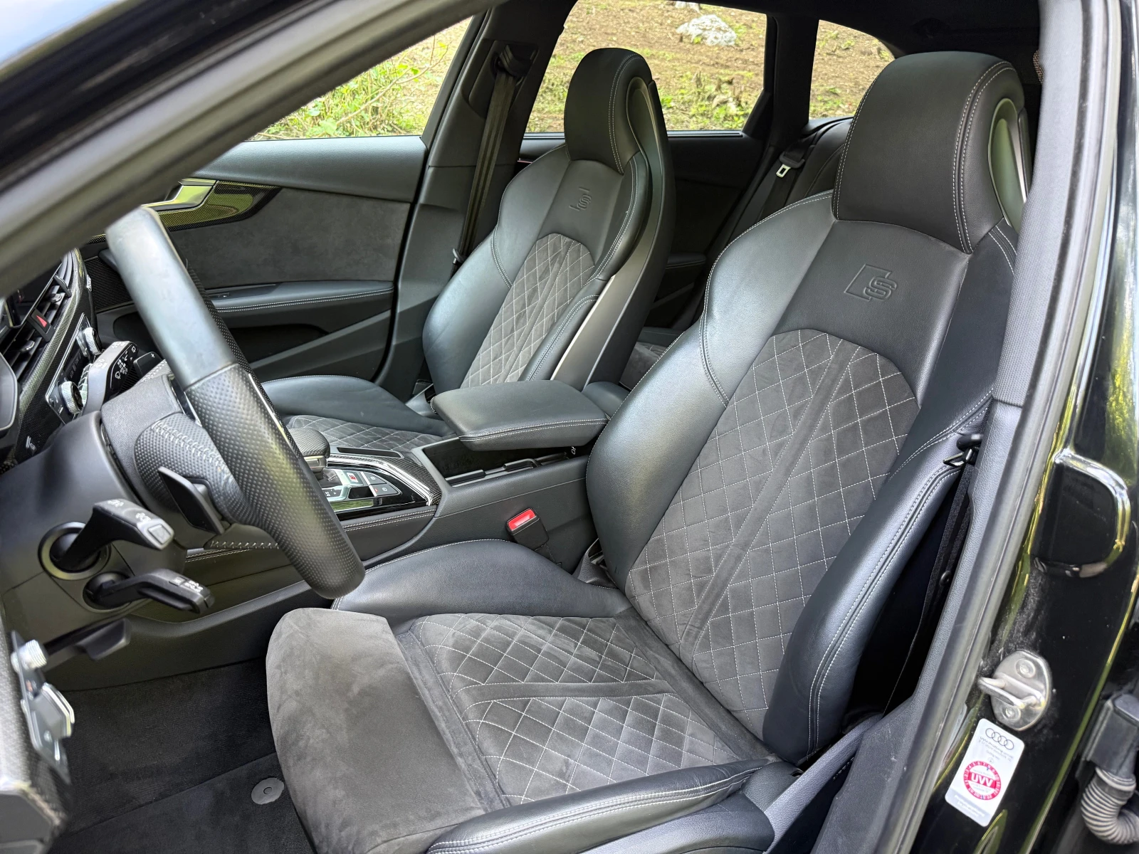 Audi S4 3.0TDI* PANO* CAM360* DIST* MATRIX* ТЕГЛИЧ* FULL, снимка 9 - Автомобили и джипове - 54947793